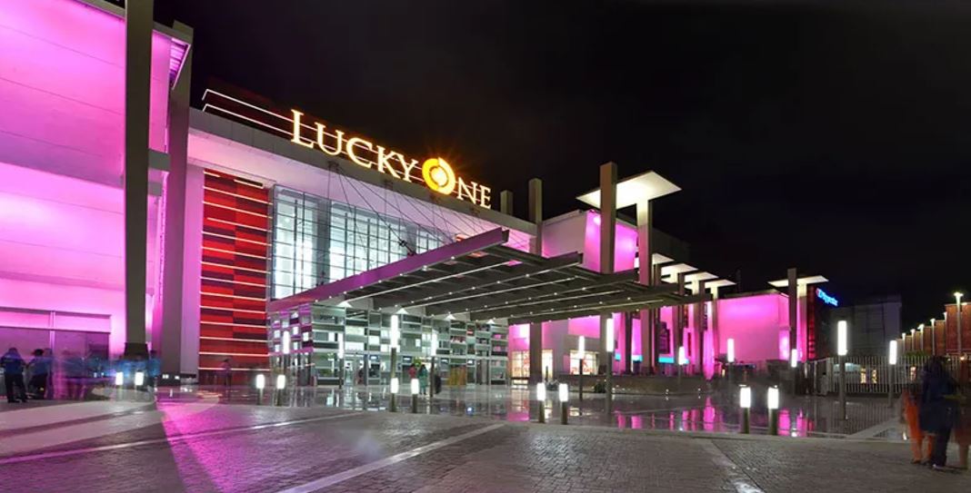 Luckyone Mall